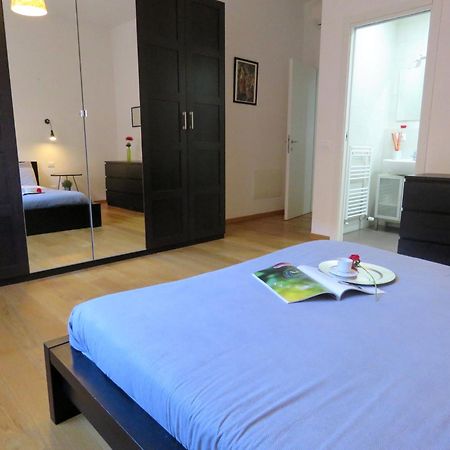 Santa Croce Apartments Болонья Екстер'єр фото