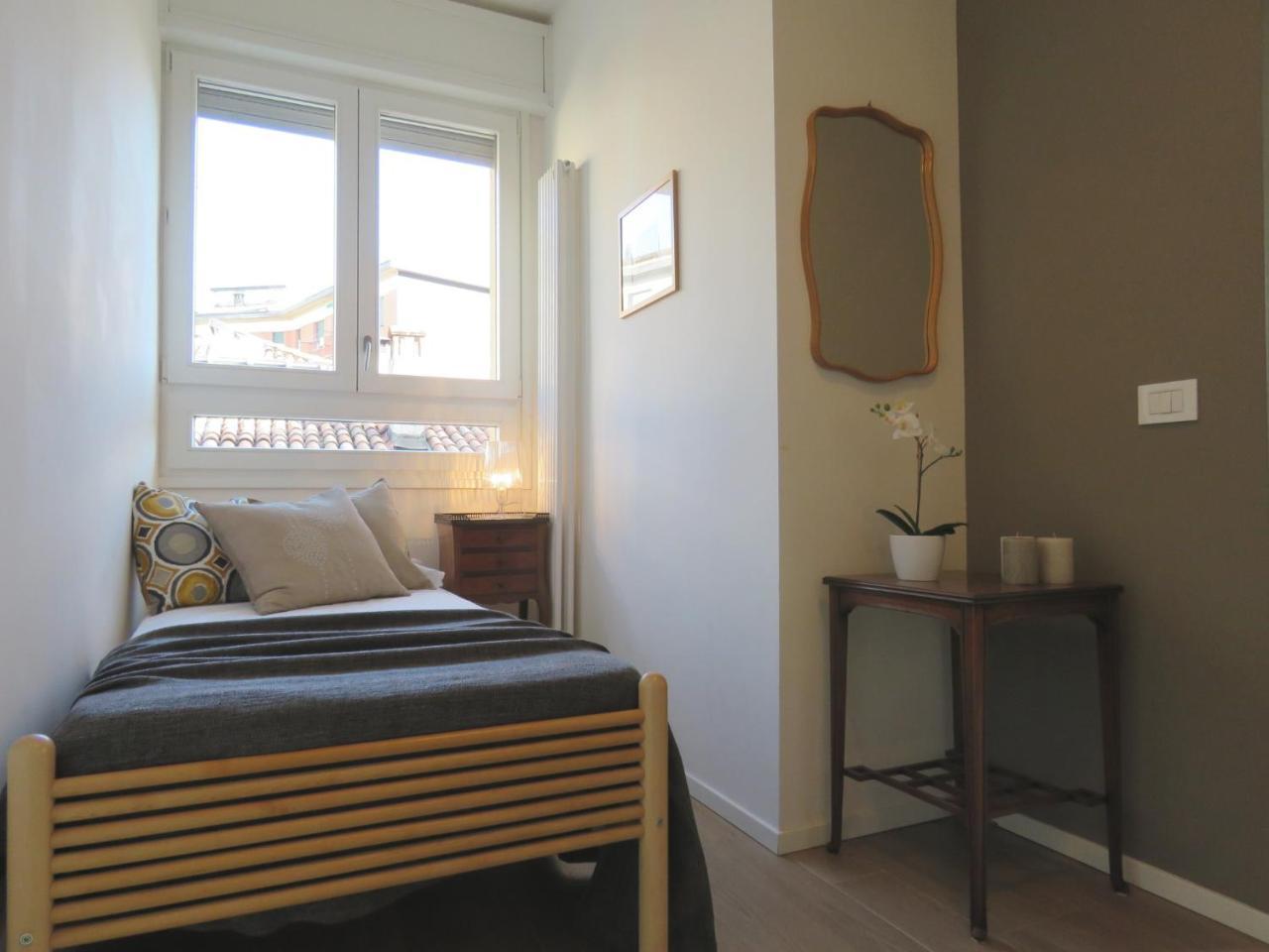 Santa Croce Apartments Болонья Екстер'єр фото